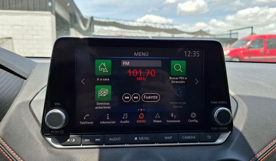 Nissan Sentra 2.0 SR CVT Sedan 2021