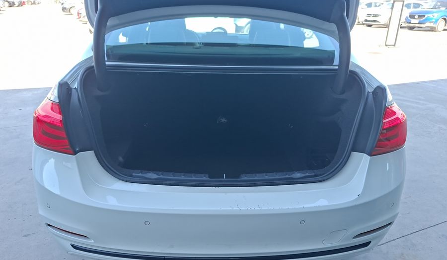 Bmw Serie 3 1.5 318I A SPORT Sedan 2019