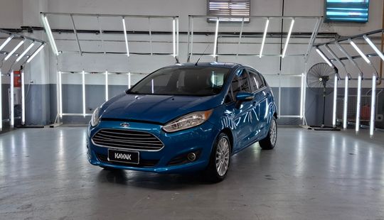 2015 • 119.181 km • Manual