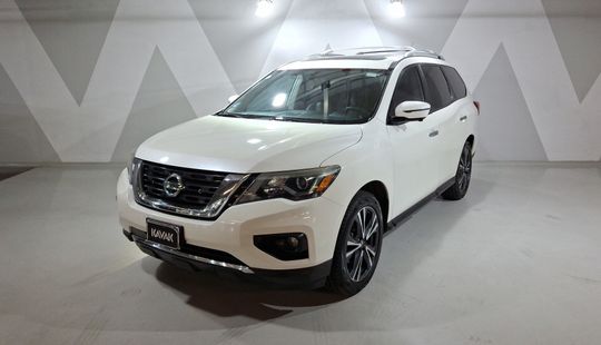 Nissan • Pathfinder