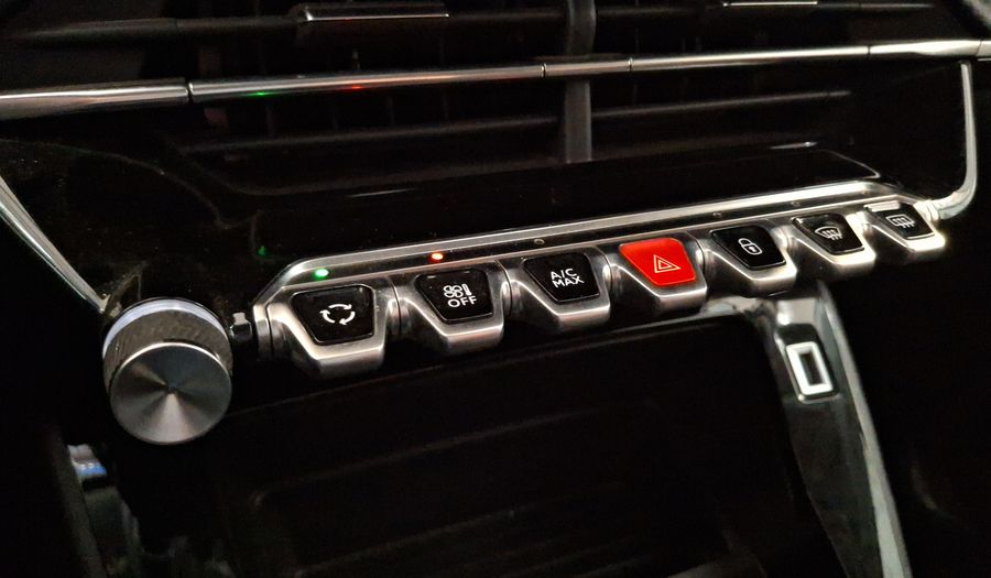 Peugeot 208 1.2 PURETECH 75 HP ACTIVE PACK Hatchback 2021