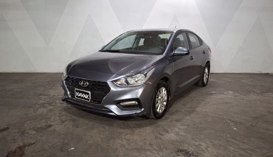 Hyundai • Accent