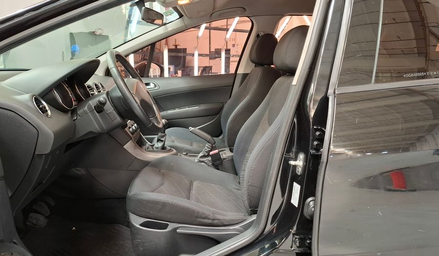 Peugeot 308 1.6 ACTIVE Hatchback 2012