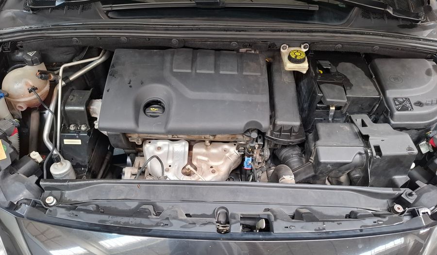 Peugeot 308 1.6 ACTIVE Hatchback 2012