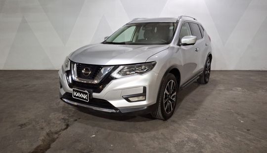 Nissan • X-Trail