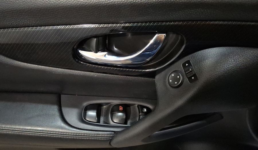 Nissan X-trail 2.5 EXCLUSIVE 2 ROW CVT Suv 2022