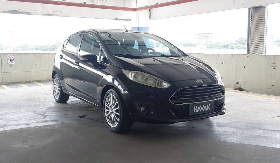 Ford Fiesta TITANIUM HATCH POWERSHIFT Hatchback 2014