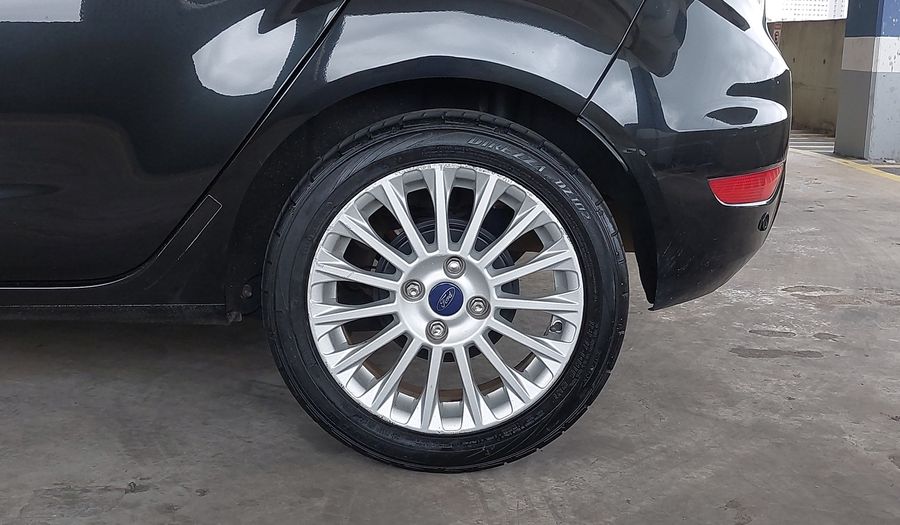 Ford Fiesta TITANIUM HATCH POWERSHIFT Hatchback 2014