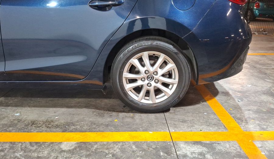 Mazda 3 2.0 SEDAN I TOURING TA Sedan 2016