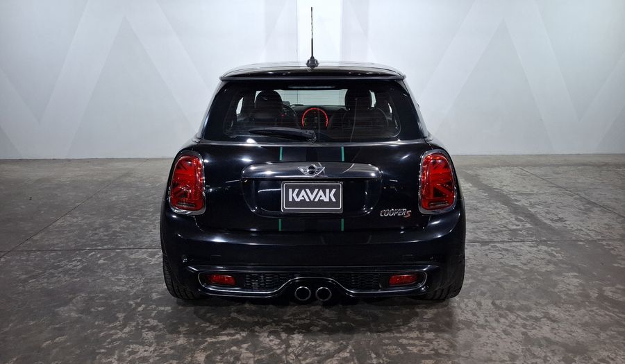 Mini Cooper S 2.0 COOPER HOT CHILI AUTO Hatchback 2018