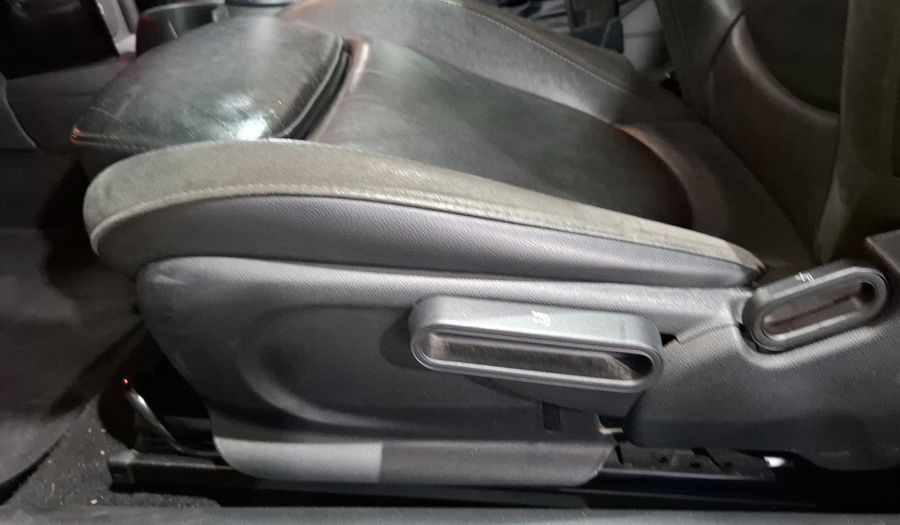 Mini Cooper S 2.0 COOPER HOT CHILI AUTO Hatchback 2018