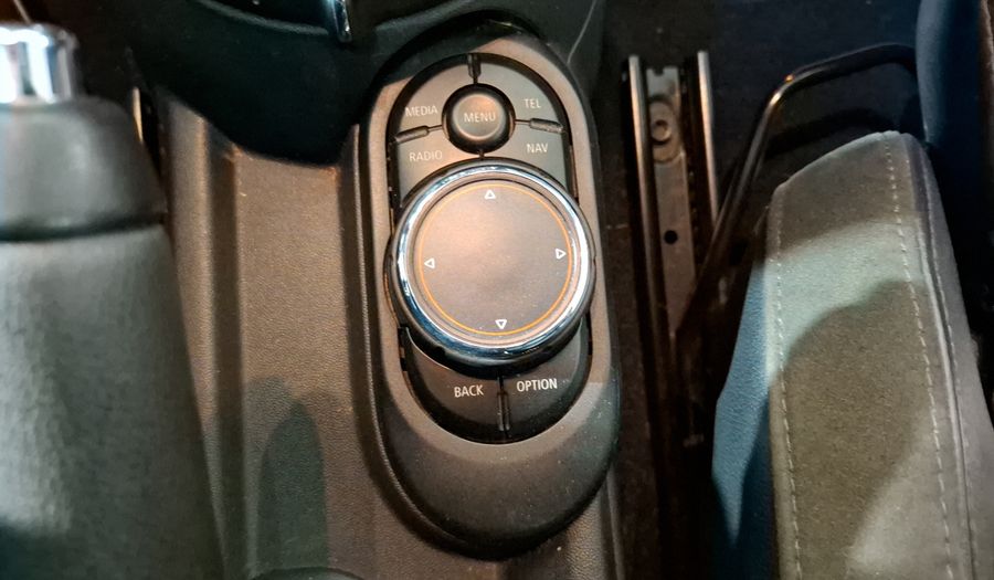 Mini Cooper S 2.0 COOPER HOT CHILI AUTO Hatchback 2018