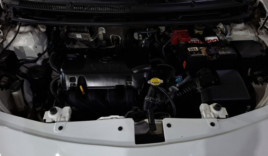 Toyota Yaris 1.5 SEDAN PREMIUM MT Sedan 2016