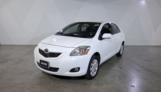 Toyota • Yaris