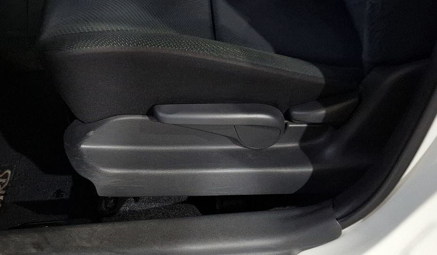 Toyota Yaris 1.5 SEDAN PREMIUM MT Sedan 2016