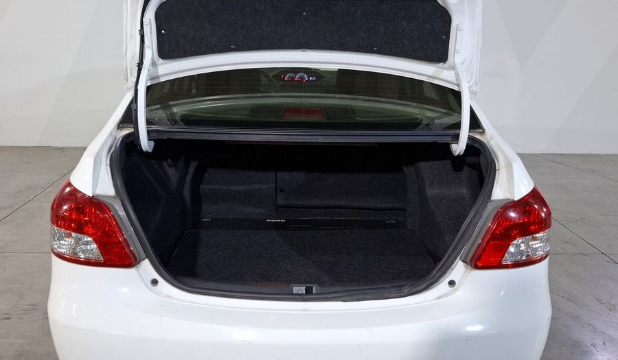 Toyota Yaris 1.5 SEDAN PREMIUM MT Sedan 2016