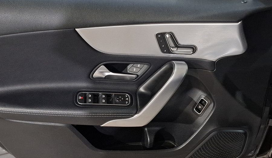 Mercedes Benz Clase A 1.3 200 PROGRESSIVE DCT Sedan 2020