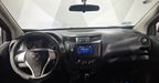 Nissan Np300 2.5 ESTACAS TM DH AC PAQ. SEG. 6VEL Pickup 2018