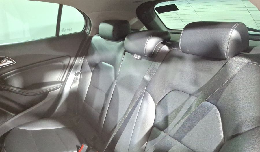 Mercedes Benz Clase Gla 1.6 GLA 200 DCT Suv 2018