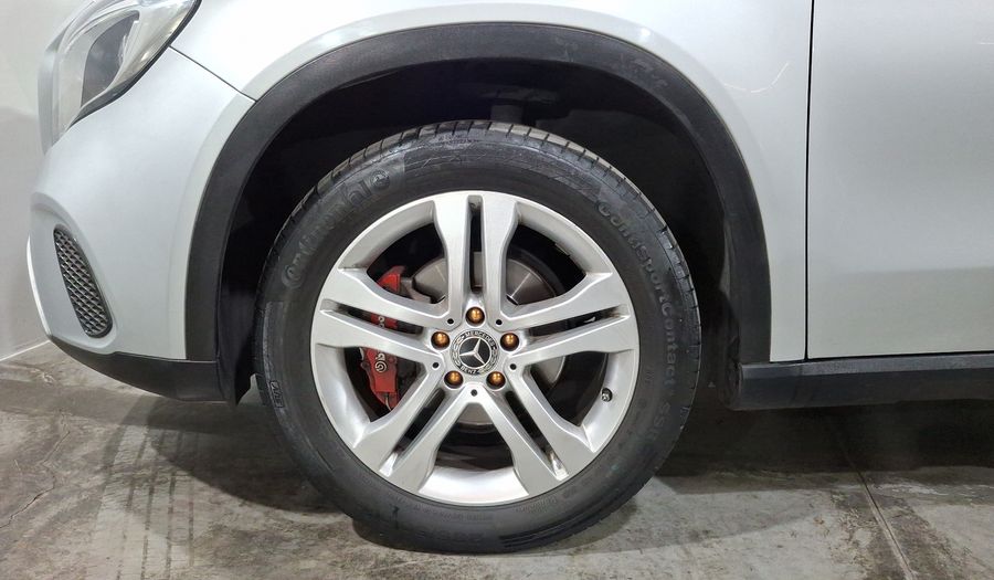 Mercedes Benz Clase Gla 1.6 GLA 200 DCT Suv 2018