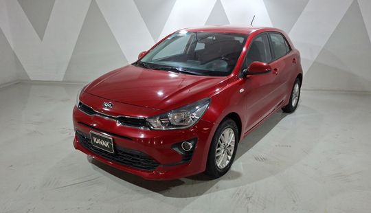 Kia • Rio