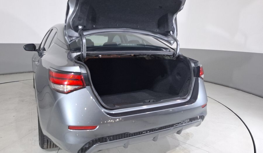 Nissan Sentra 2.0 SENSE CVT Sedan 2021