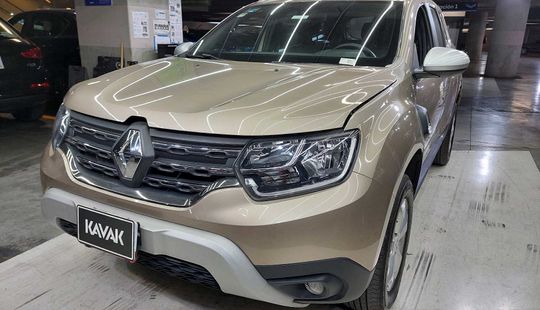 Renault • Duster