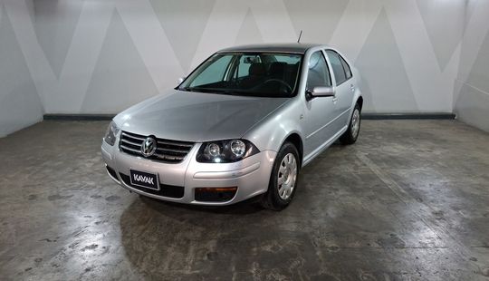 Volkswagen • Jetta Clasico