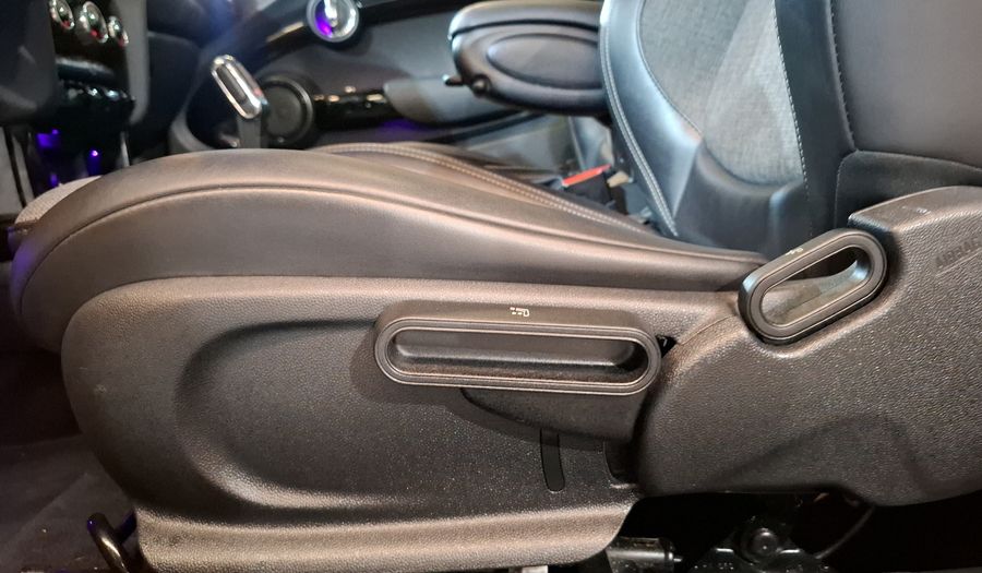 Mini Cooper 1.5 COOPER CHILI DCT Hatchback 2019