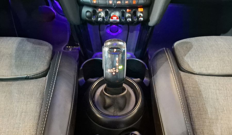 Mini Cooper 1.5 COOPER CHILI DCT Hatchback 2019