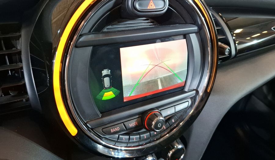 Mini Cooper 1.5 COOPER CHILI DCT Hatchback 2019