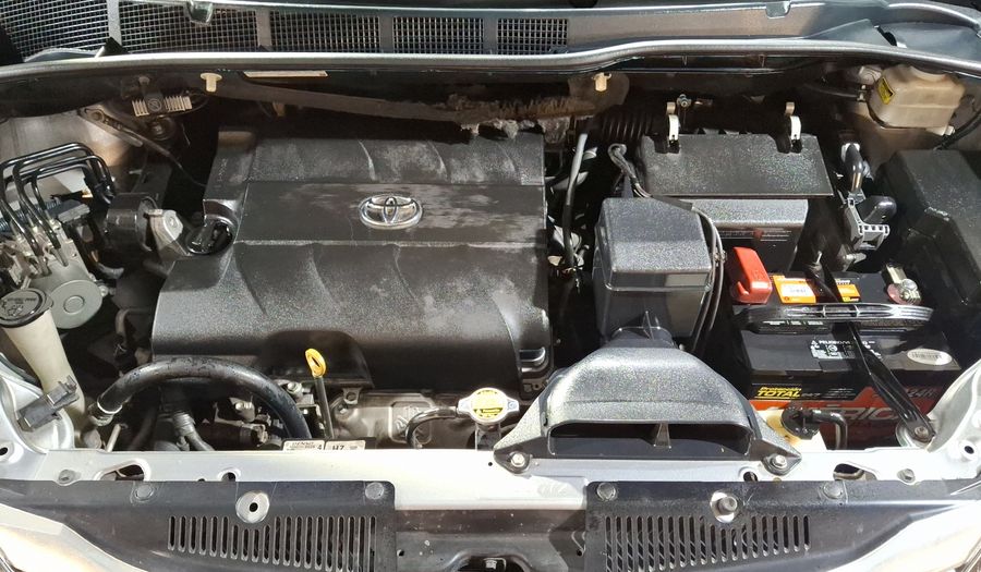 Toyota Sienna 3.5 LIMITED AT Minivan 2013