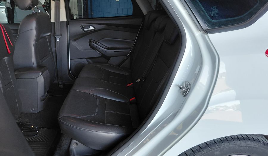 Ford Focus Iii 2.0 SE Hatchback 2015