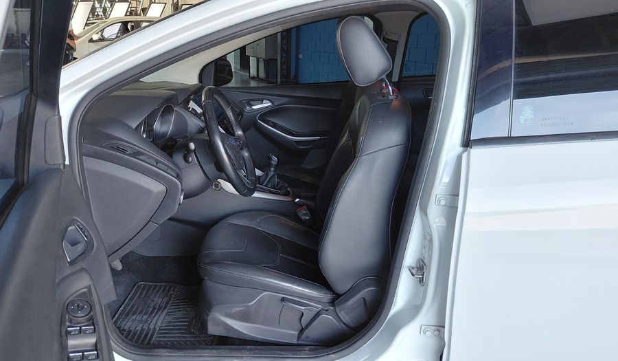 Ford Focus Iii 2.0 SE Hatchback 2015