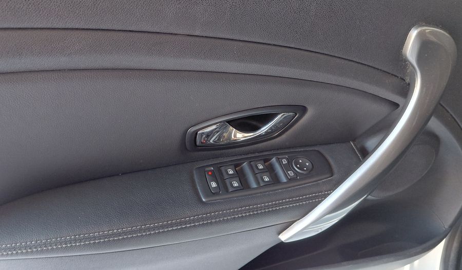 Renault Fluence 2.0 LUXE PACK CUERO Sedan 2016