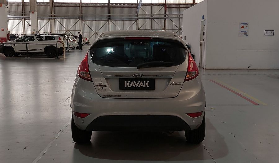 Ford Fiesta 1.6 16V TIVCT TITANIUM POWERSHIFT Hatchback 2015