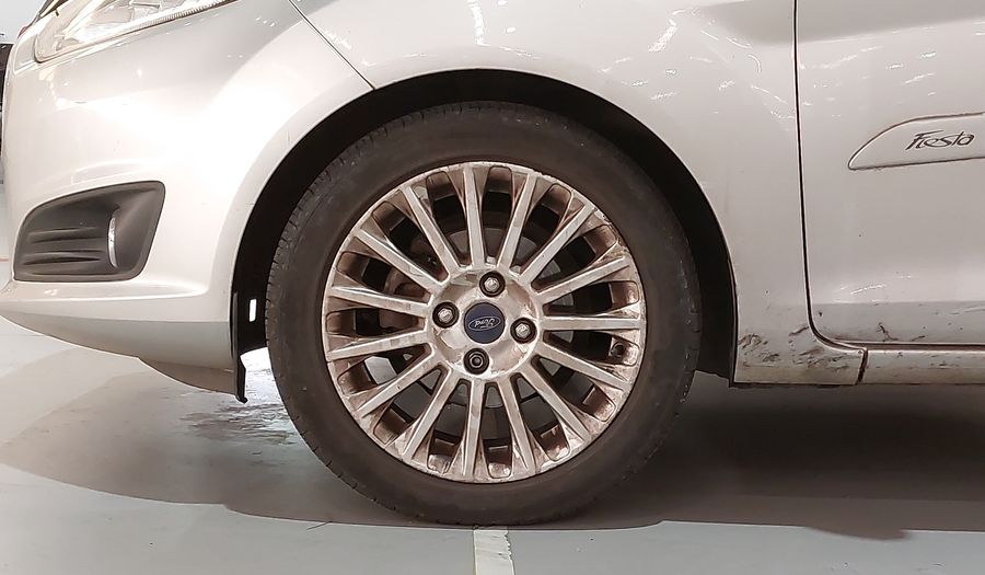 Ford Fiesta 1.6 16V TIVCT TITANIUM POWERSHIFT Hatchback 2015