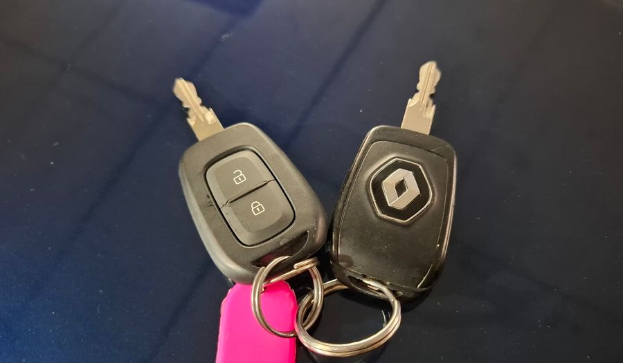 Renault Sandero 1.6 LIFE Hatchback 2021