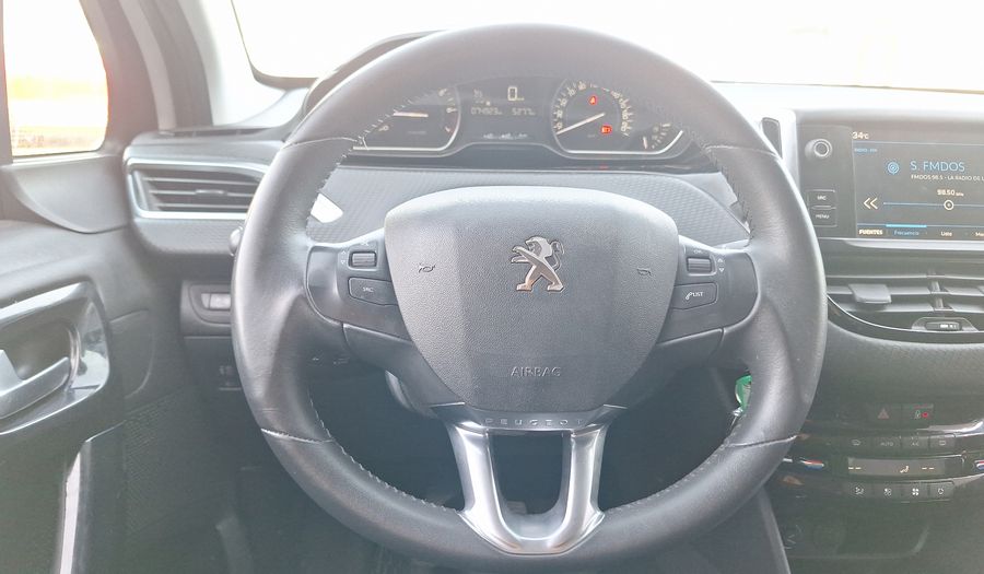 Peugeot 208 1.2 PURETECH 82 HP SIGNATURE Hatchback 2020