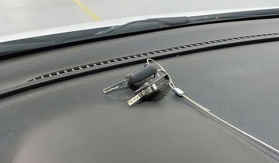 Chevrolet Onix 1.4 SPE/4 LT AUTO Hatchback 2014