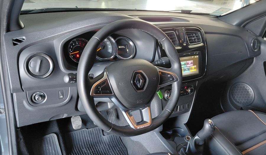 Renault Sandero Stepway 1.6 INTENS Hatchback 2023