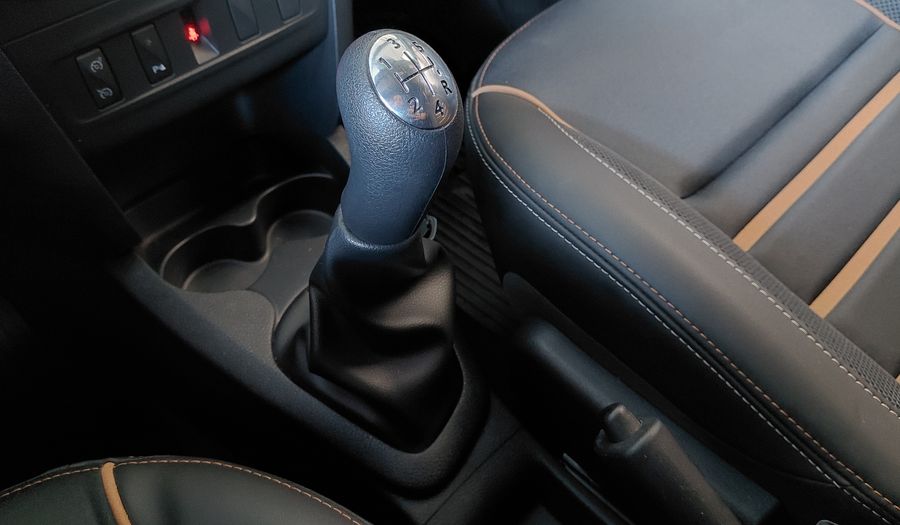 Renault Sandero Stepway 1.6 INTENS Hatchback 2023