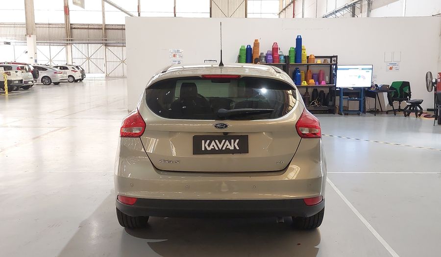 Ford Focus SE PLUS Hatchback 2017