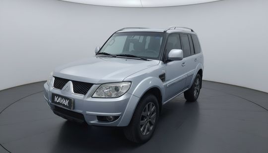 Mitsubishi • Pajero TR4