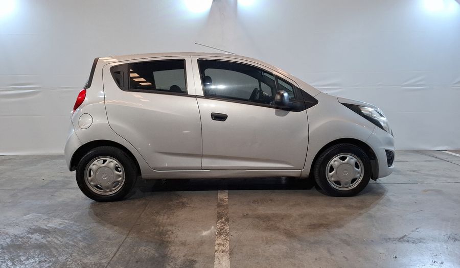 Chevrolet Spark Classic 1.2 LT B MT Hatchback 2017