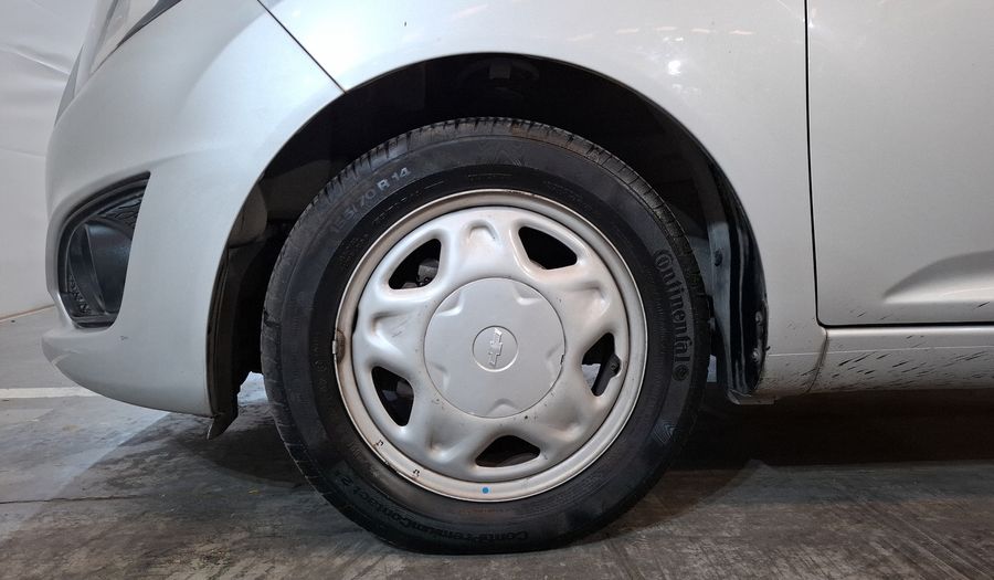 Chevrolet Spark Classic 1.2 LT B MT Hatchback 2017