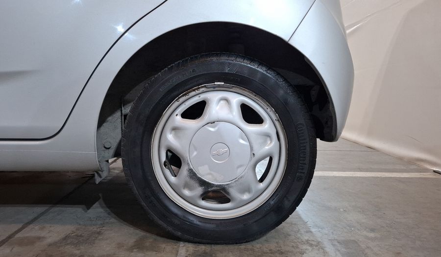 Chevrolet Spark Classic 1.2 LT B MT Hatchback 2017