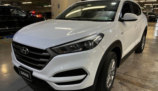 Hyundai • Tucson