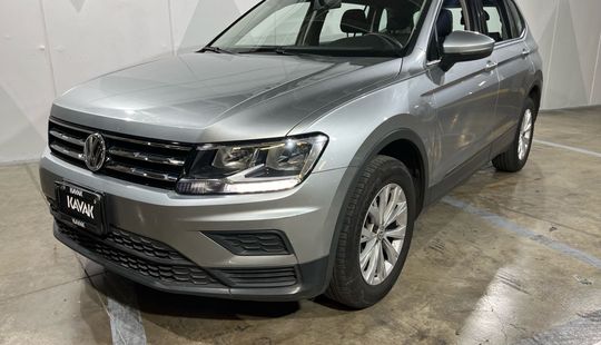 Volkswagen • Tiguan