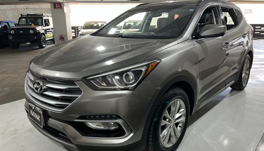 Hyundai • Santa Fe